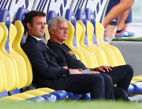 Tiago Pinto (L) and Jose' Mourinho (R) of Roma during the Friendly Pre-Season football match 